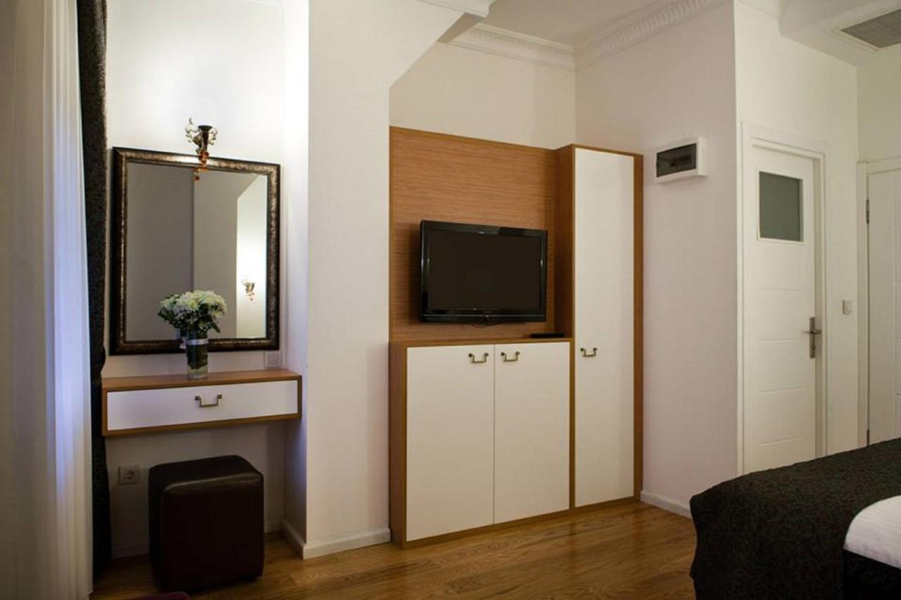 Jakaranda Hotel Istanboel Buitenkant foto
