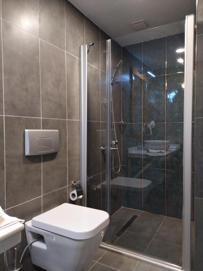 Jakaranda Hotel Istanboel Buitenkant foto